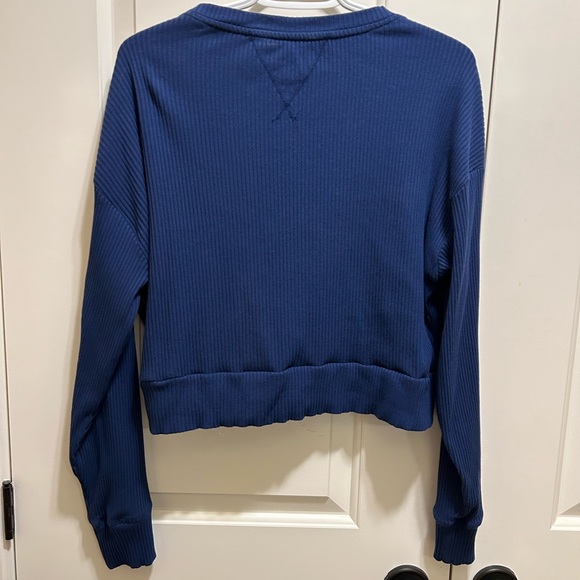 Tommy Hilfiger Sport- Women’s Blue Long Sleeve Size Medium - Picture 2 of 4